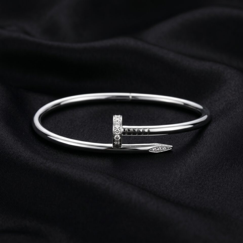 Cartier's, Juste un Clou Bracelet, Classic Model
