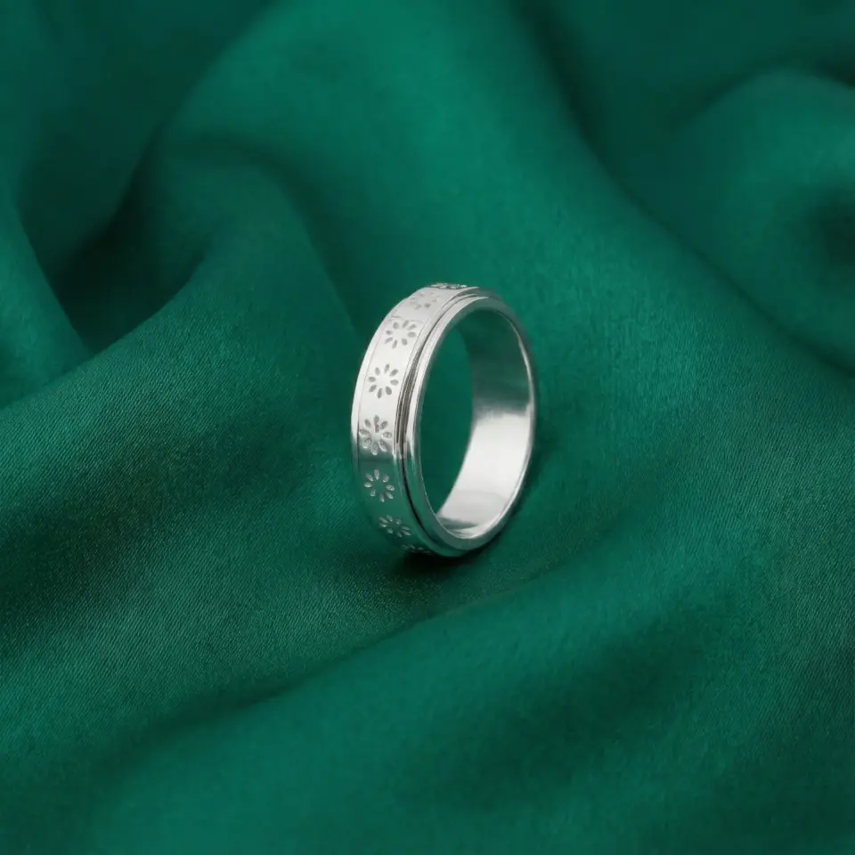 Celtic Flower Stress Relieving Spinning Unisex Ring