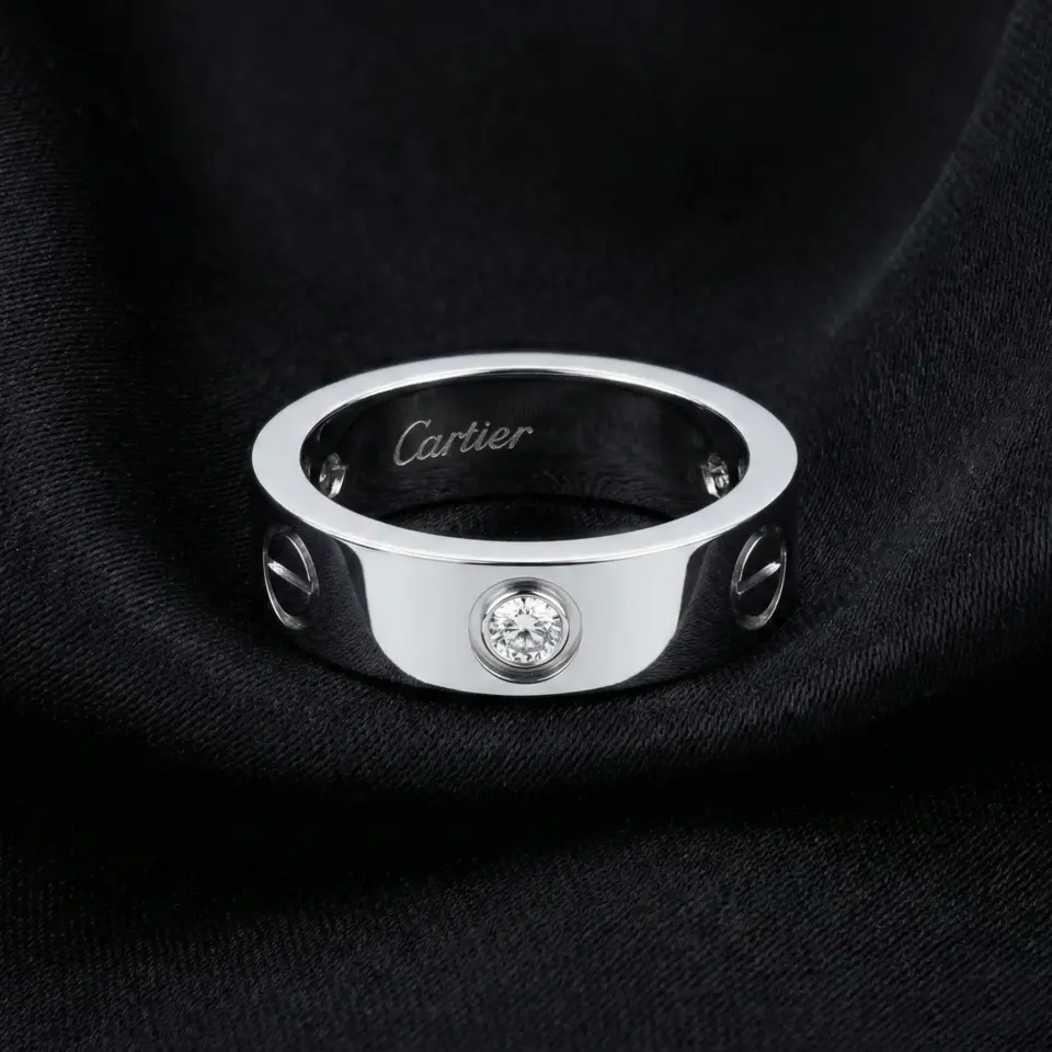 Cartier's, LOVE Ring 3 Stone
