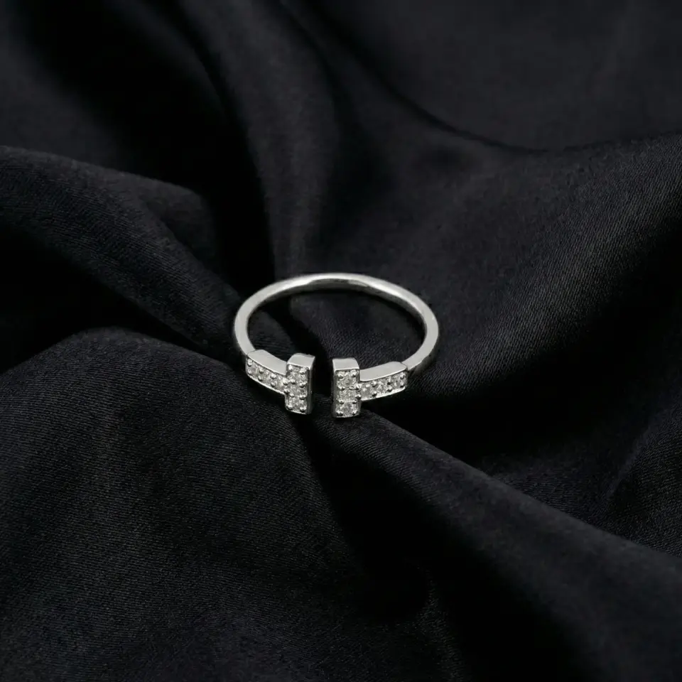 Tiffany T Stone Wire Ring