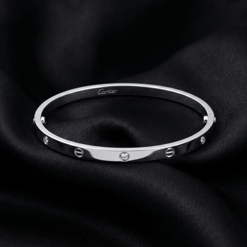 Cartier LOVE bracelet, small model, 6 stones