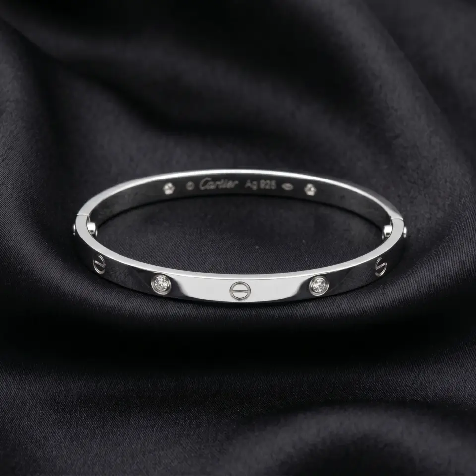 Cartier LOVE bracelet, medium model, 4 stones