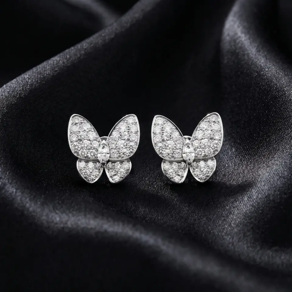 Van Cleef & Arpels, Two Butterfly earrings