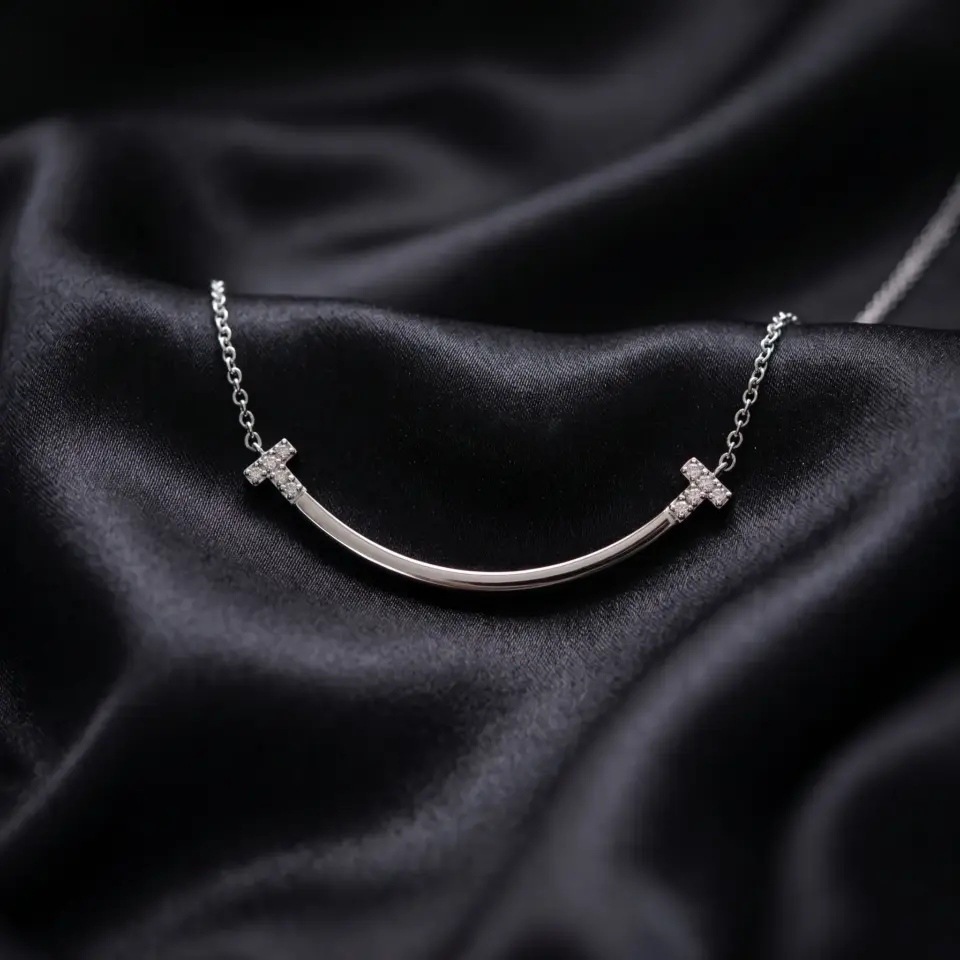 Tiffany T, Smile Small with 6 stones Necklace