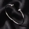 White_gold_bracelet_black_backgr…_202607151459_result-1.webp